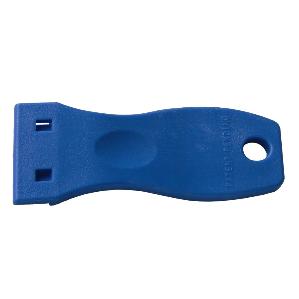 Holder for plastic blades